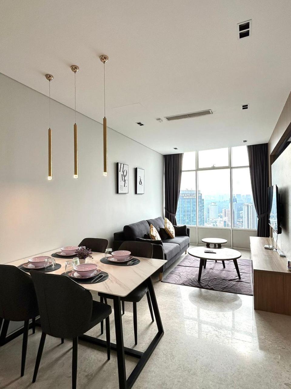 Apartment Sky Klcc By Razz *