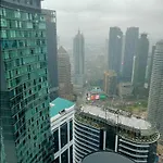 Sky Suites Klcc By Razz
