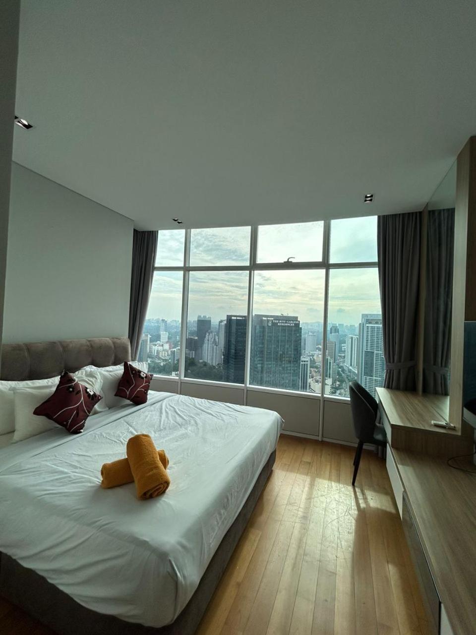 Sky Klcc By Razz * Kuala Lumpur